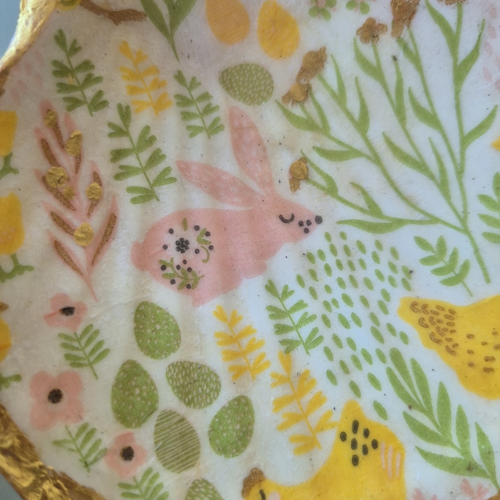 Farm House Easter Decoupage Seashell Chickens Bunnies Flowers Eggs Gold Accents - Picture 2 of 6